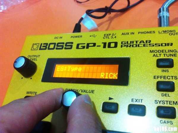 BOSS GP-10 吉他效果器开箱测评