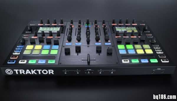 Native Instruments 正式发布 Traktor Kontrol S8 DJ 控制器