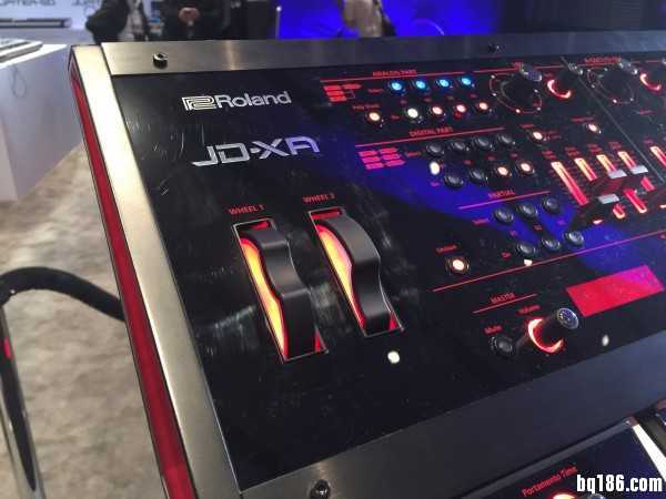 NAMM 2015：Roland 混合合成怪兽 JD-XA 第一时间上不到手