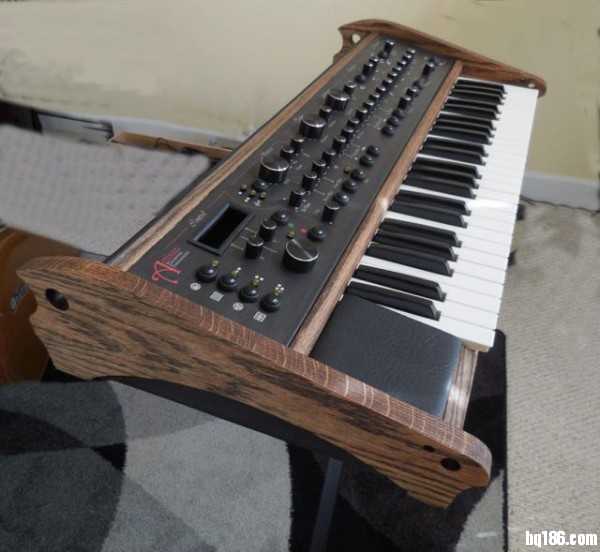 Artisan Electronic Instruments 即将推出单音模拟合成器 Baroque