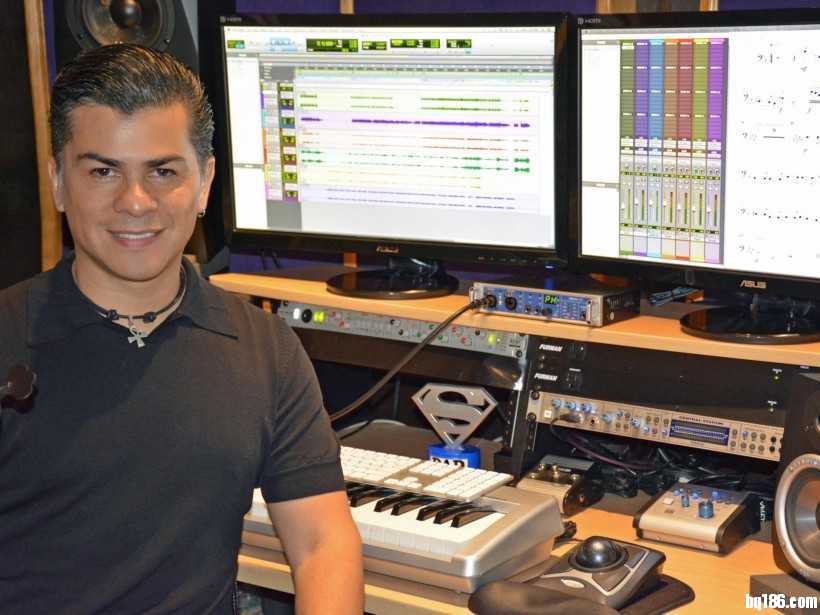 音乐总监兼制作人 Rodrigo Cardenas 通过 RME Fireface UCX 取得成功